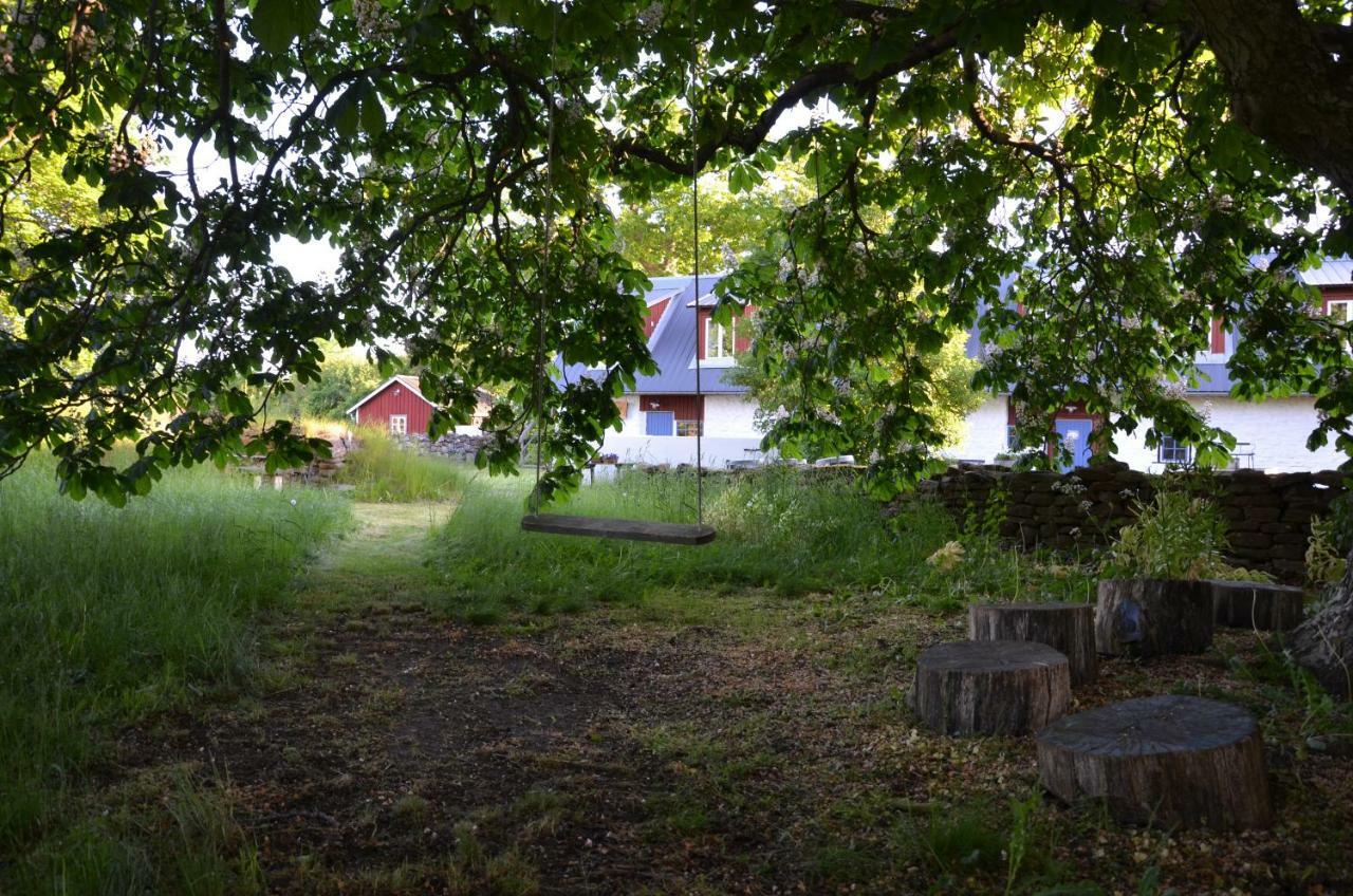 Rosenborgs Friluftspensionat Färjestaden Kültér fotó